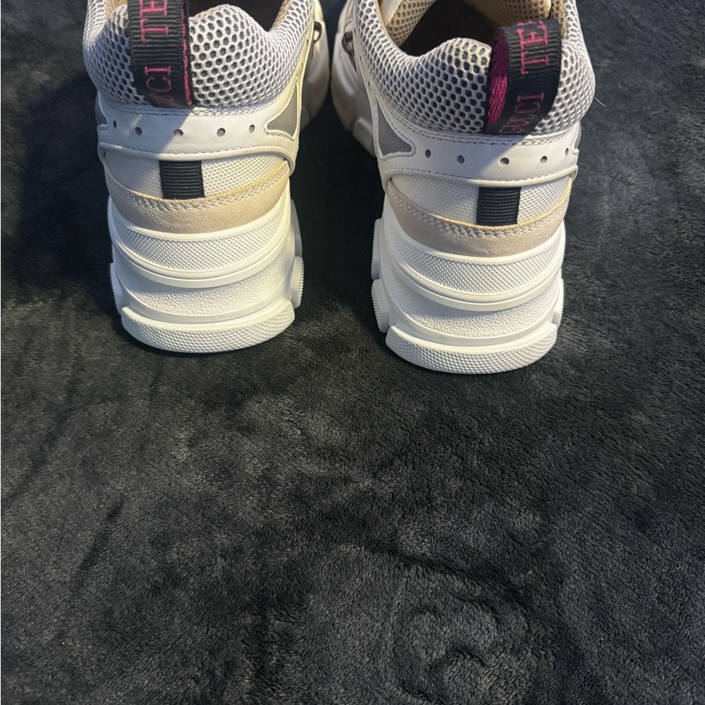 Gucci Men's White and Beige Mesh Sneakers - Picture 2 of 9
